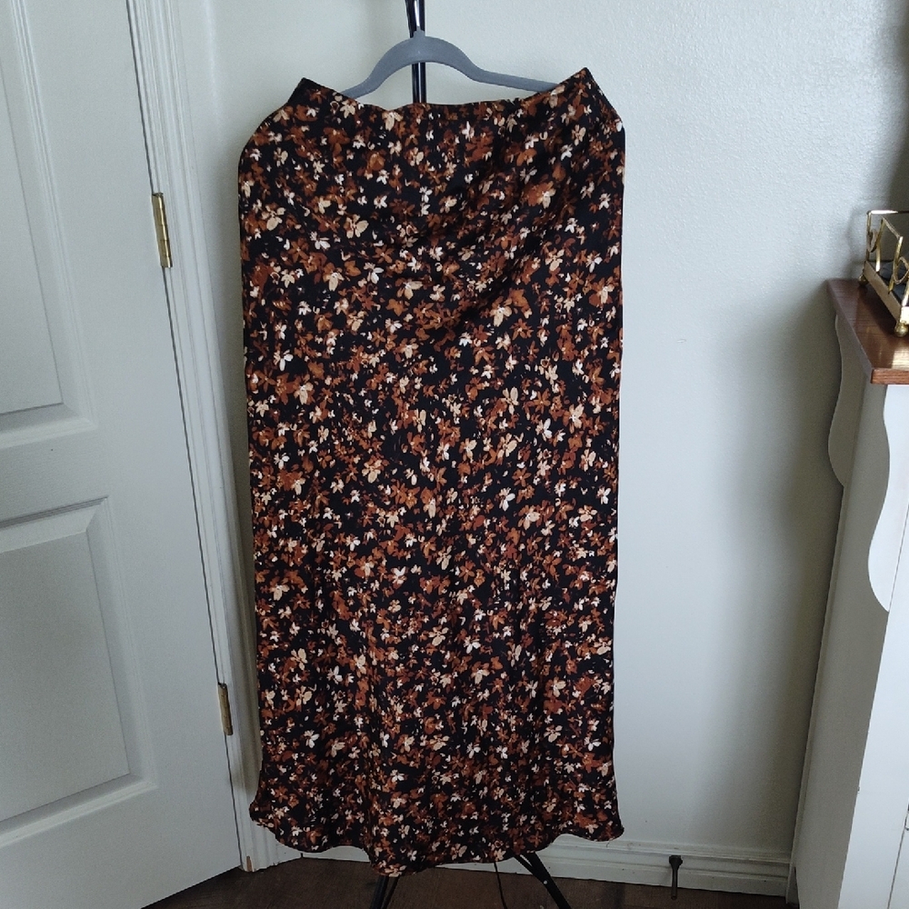 Floral Black and Brown Skirt